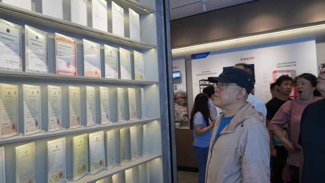 微特承辦的兩項國家標(biāo)準(zhǔn)宣貫會在宜昌順利召開 19.jpg